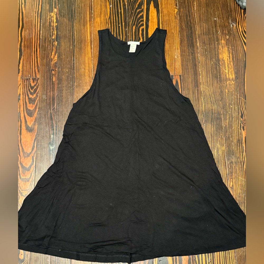 Black Sleeveless Swing Dress